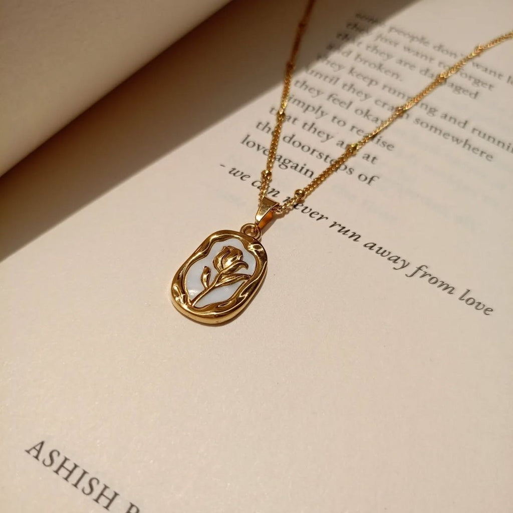 Rose Reverie Necklace