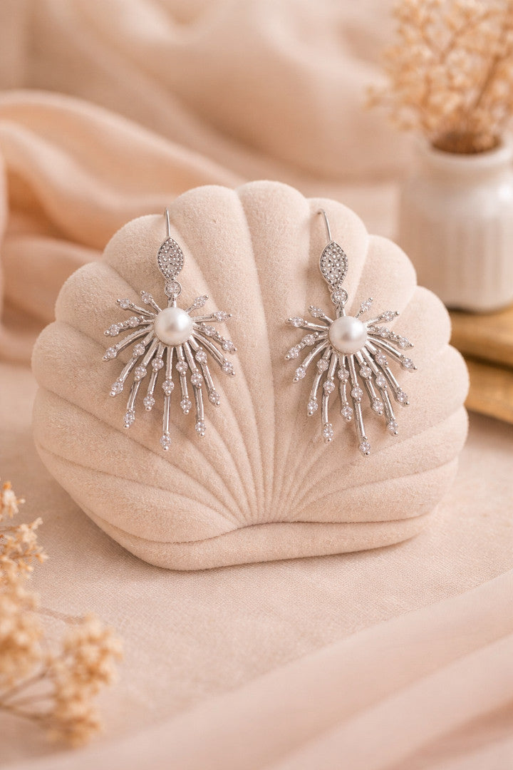 Spider pearl Earring