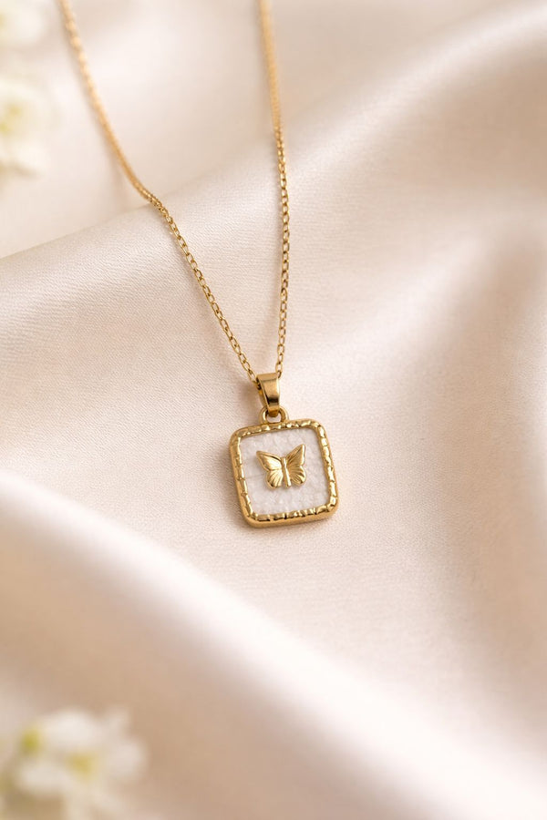 Golden Flutter Charm