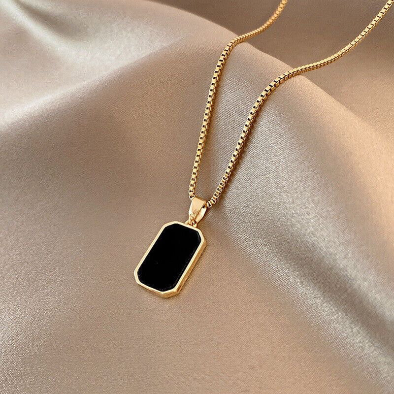 Onyx Noir Pendant